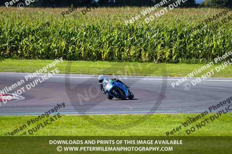 enduro digital images;event digital images;eventdigitalimages;no limits trackdays;peter wileman photography;racing digital images;snetterton;snetterton no limits trackday;snetterton photographs;snetterton trackday photographs;trackday digital images;trackday photos